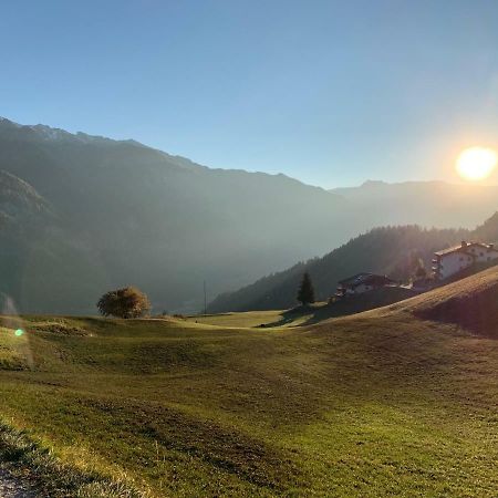 Tgesa Ferrera Villa Schmitten  Exteriör bild