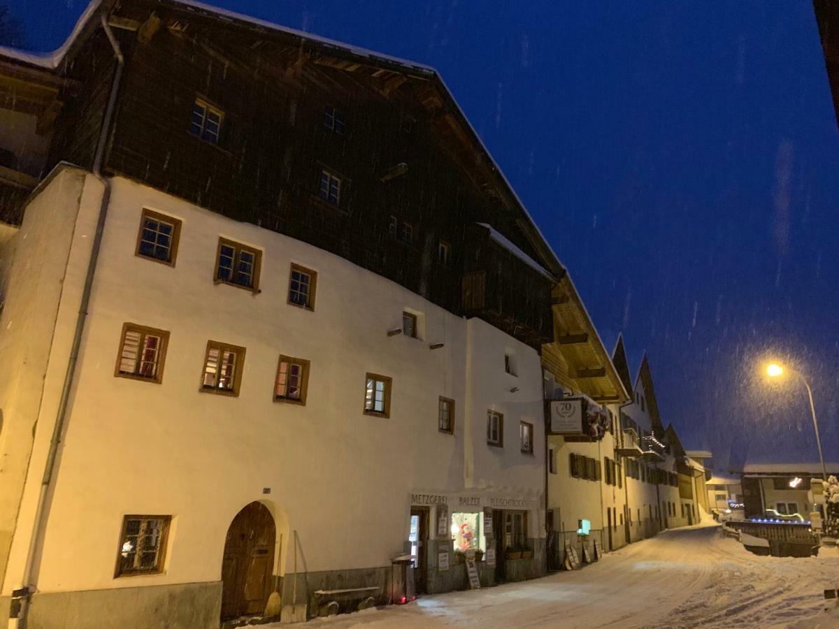 Tgesa Ferrera Villa Schmitten  Exteriör bild